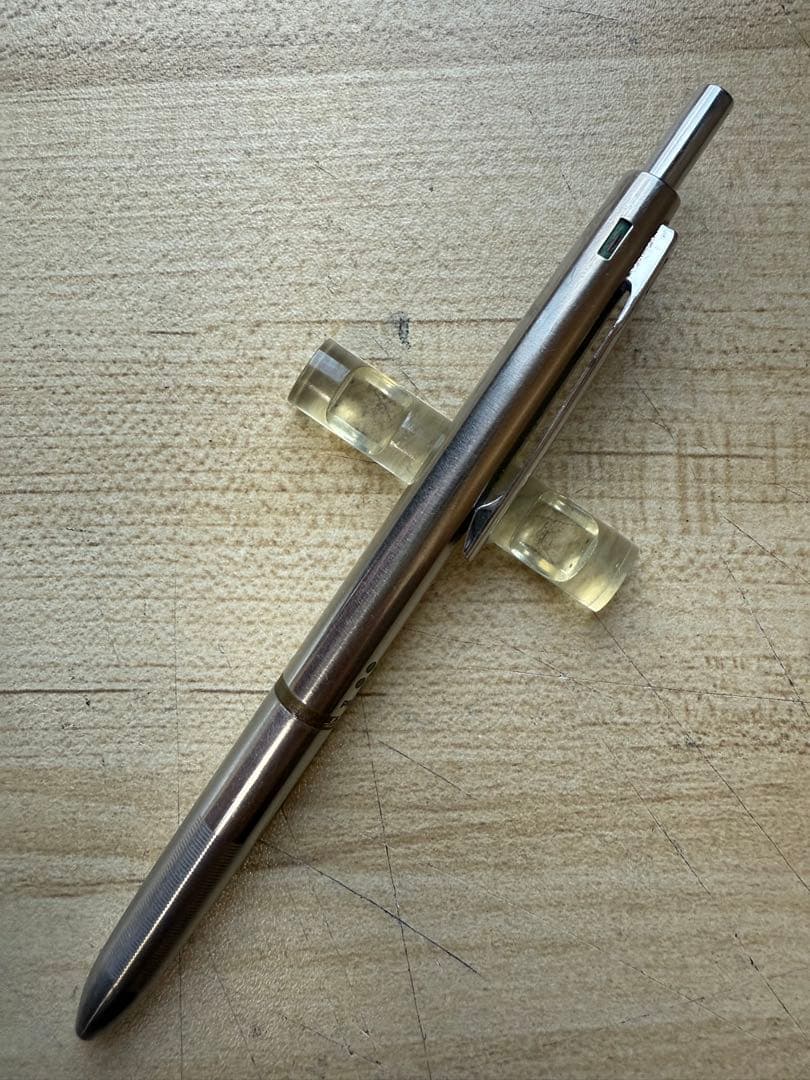 PILOT 多色ボールペン シルバー　廃盤　昭和レトロ　パイロット４色　激レア