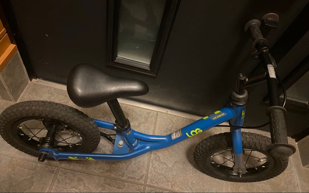 LOG バランスバイク 12インチ 青