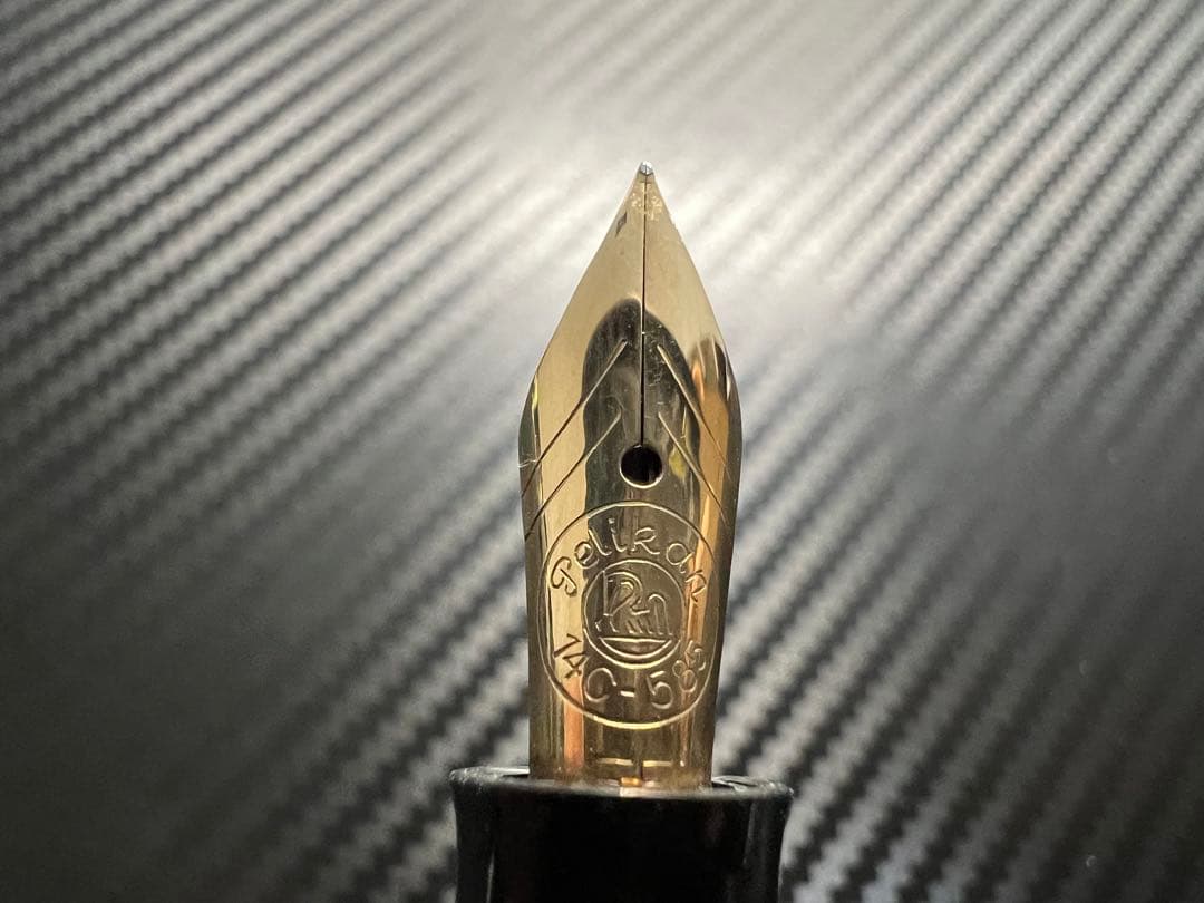 未使用に近い ペリカン 万年筆 400NN M&K ブラック EF