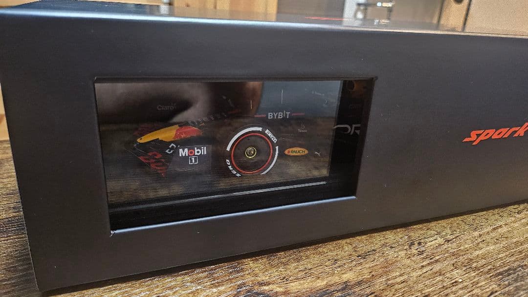 Spark 1/18 RB16 + 1/2ヘルメット マックス・フェルスタッペン