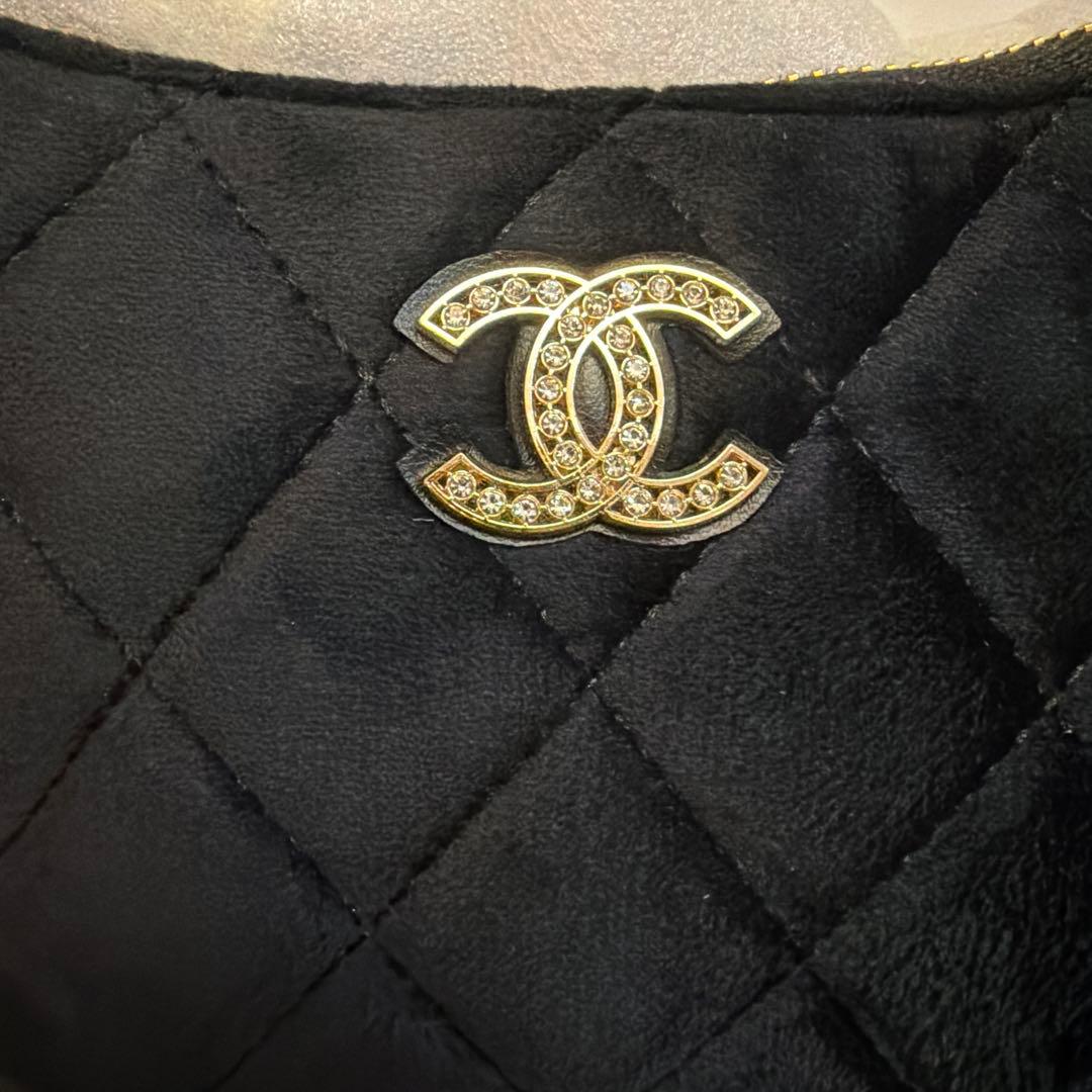 CHANEL シャネル　ベロア　ゴールドチェーン　ポシェット　非売品　ノベルティ