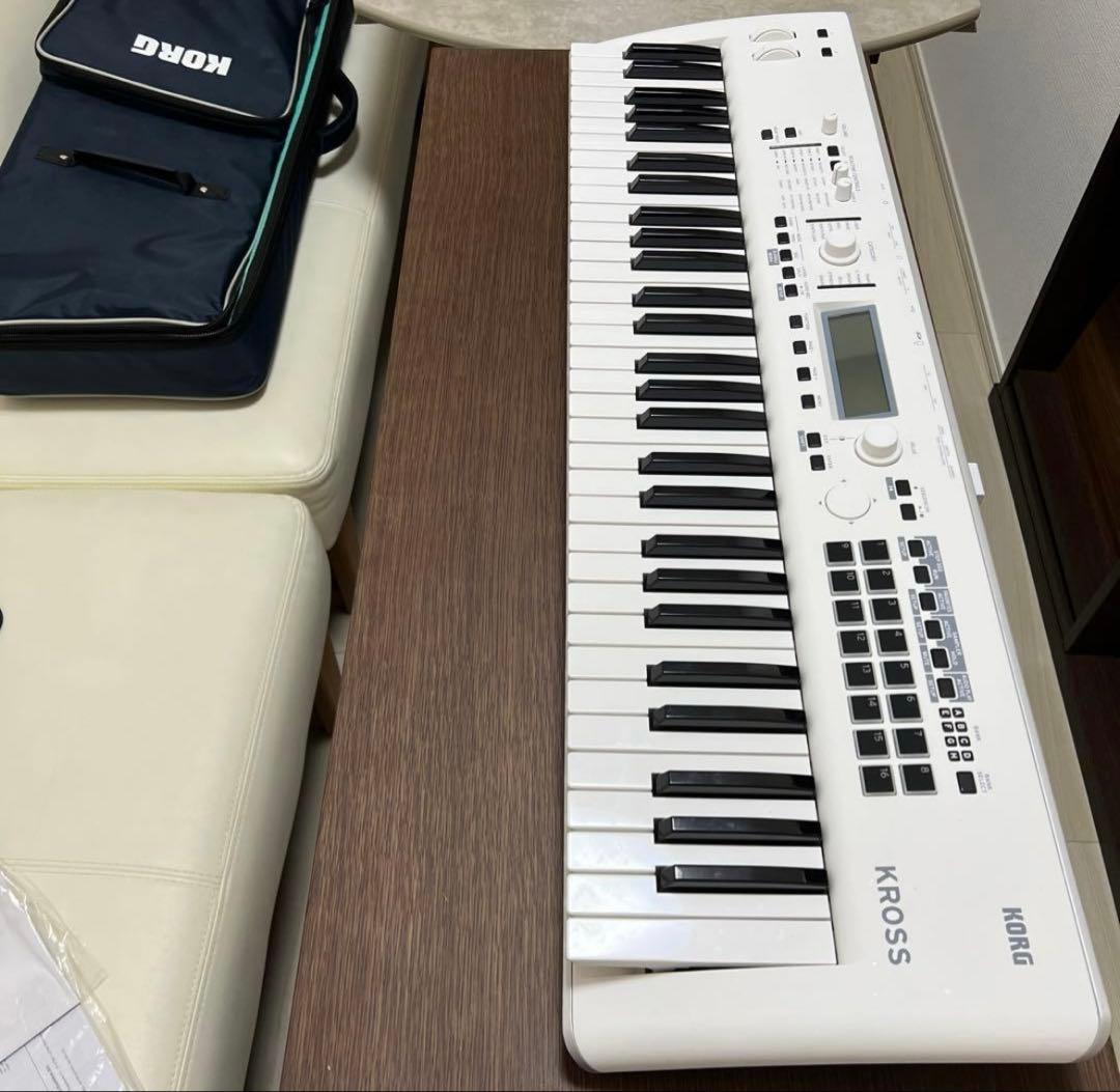 極美品‼️KORG kross2 61鍵 シンセサイザー ホワイト