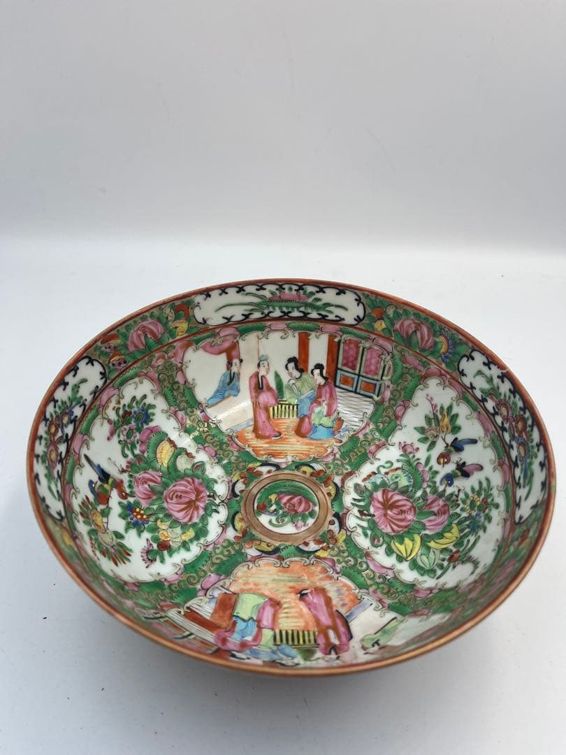 中国古美術　清時代 広彩 人物文 椀 開光人物 草花文 五彩 人物故事時代物