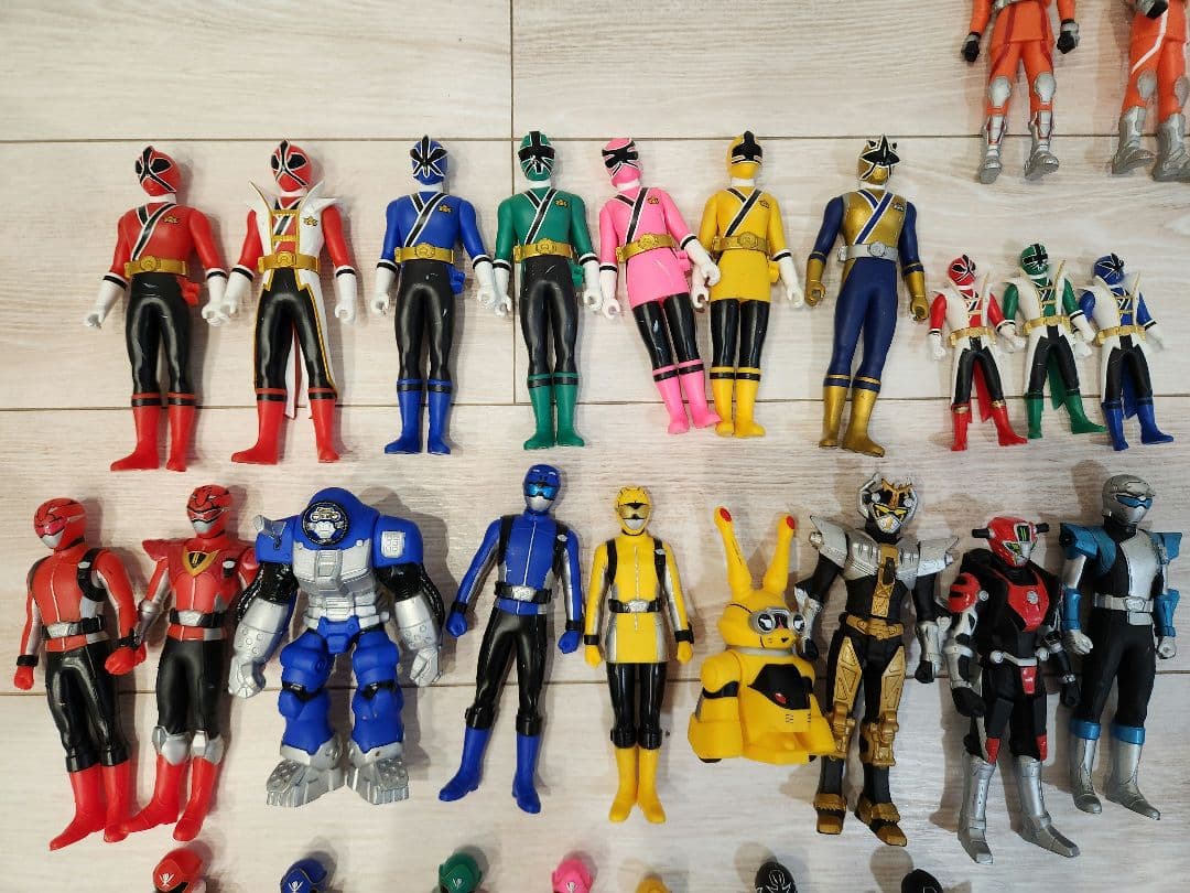 戦隊ヒーロー　ソフビ　フィギュアコレクション　60体　まとめ売り　コンプリート