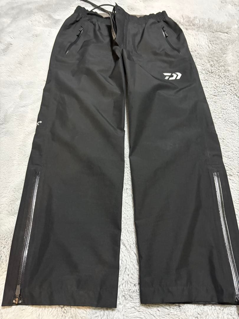 t*n様 DAIWA GORE-TEXゴアテックス　　　Mサイズ　上下