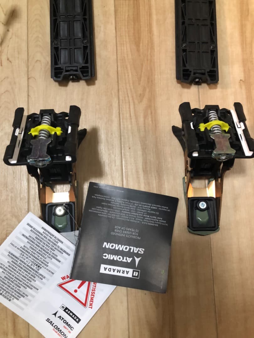 未使用品、送料無料 アトミック シフトビンディング 《2025》