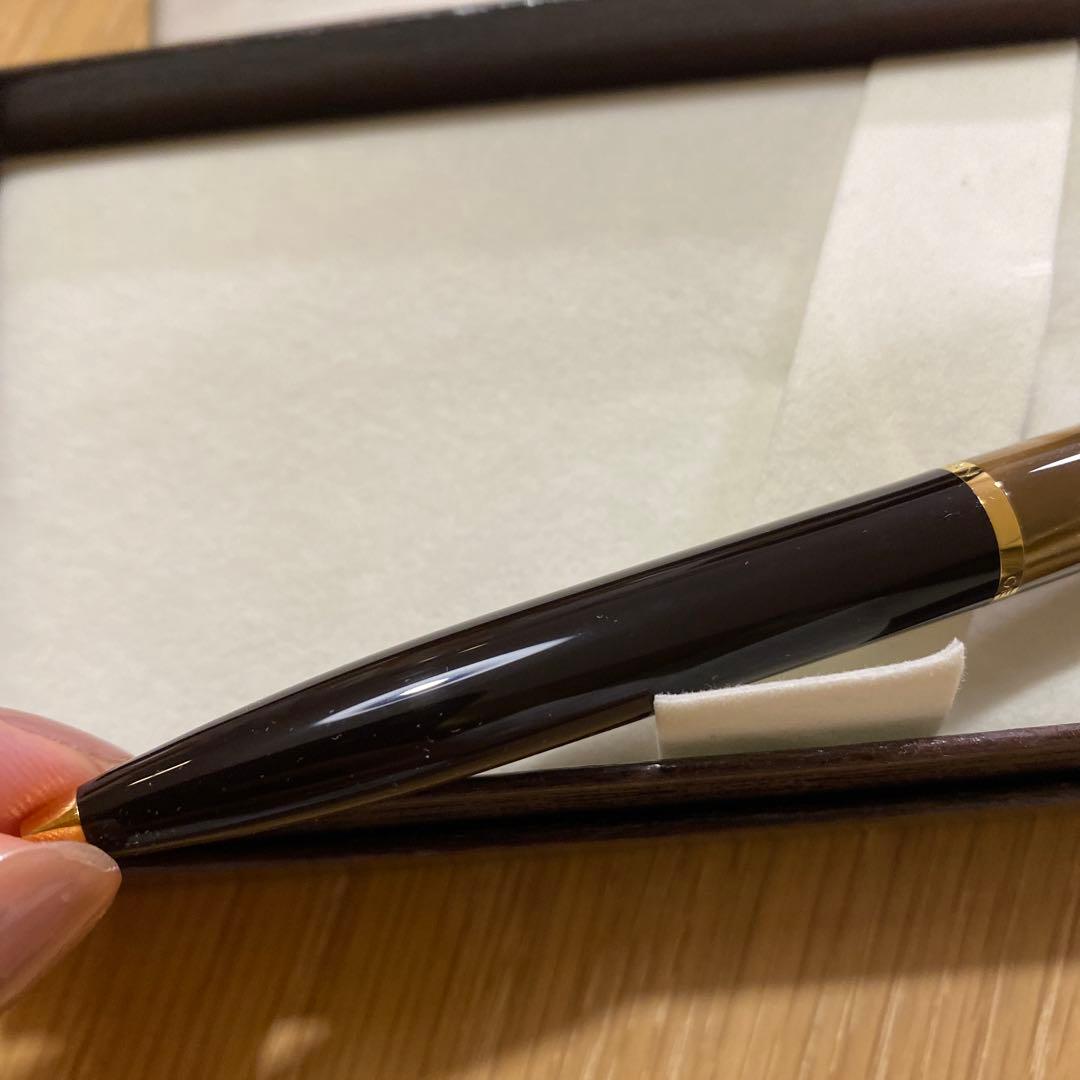 Pelikan ボールペン 黒 マーブルブラウン