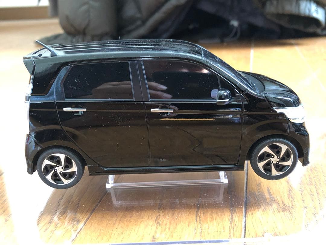 HONDA N WGN Customディスプレイモデル黒色15インチアルミ仕様