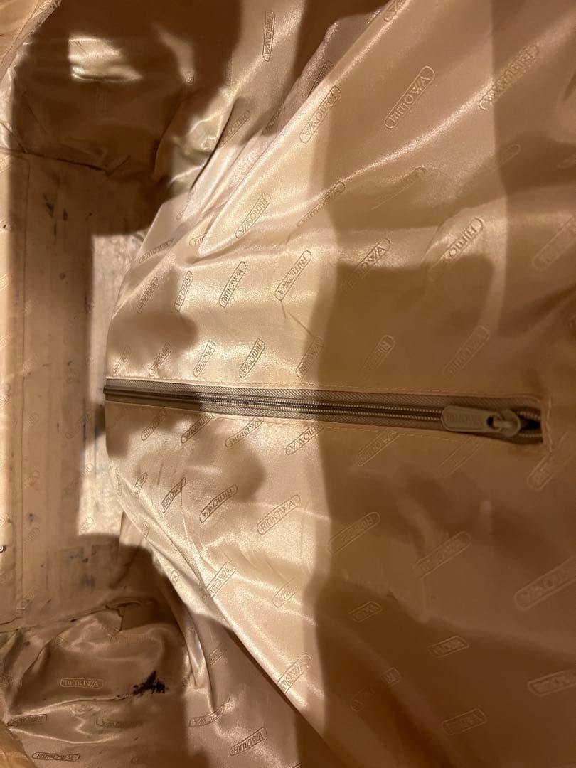 【廃盤 希少】リモワ サルサ 2輪 ビジネストローリー 機内持込可 23L 赤