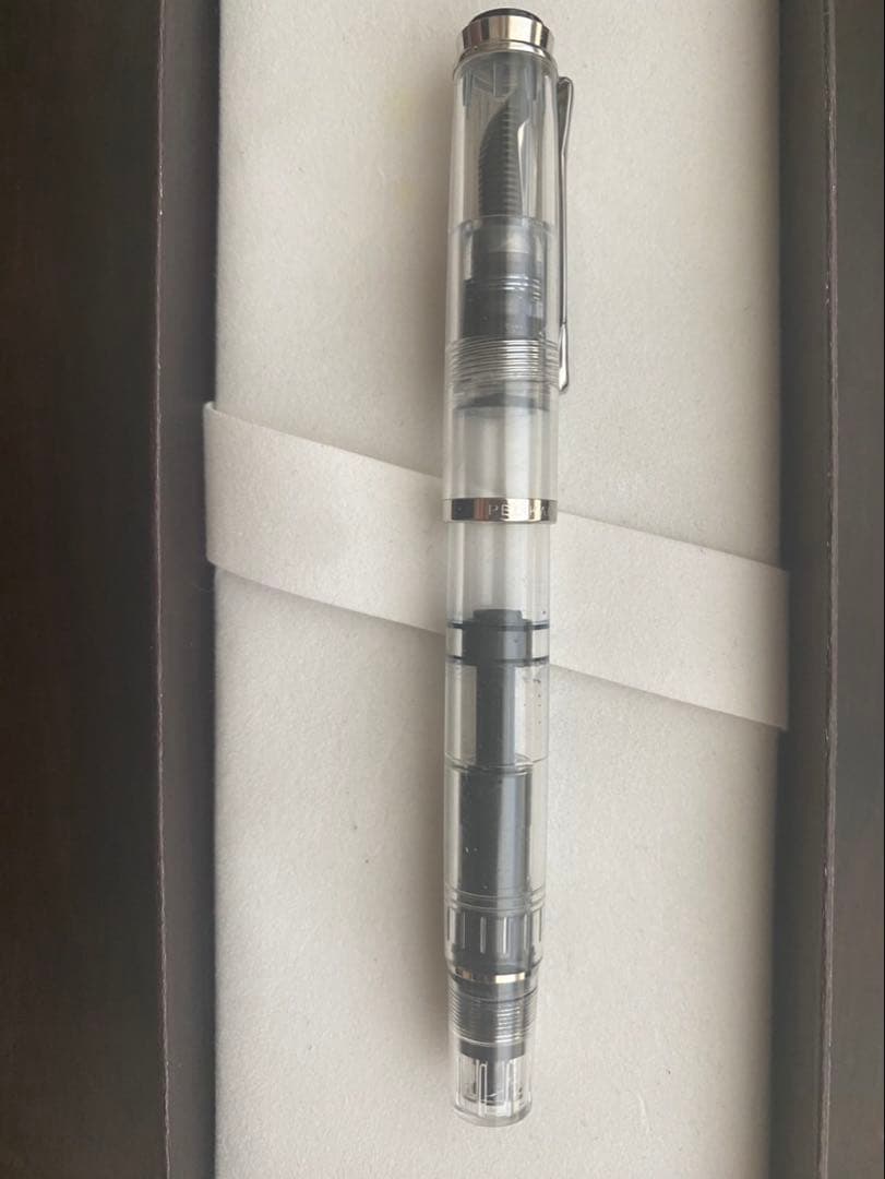 ペリカンM205 デモンストレーター　ペン先M中字　万年筆