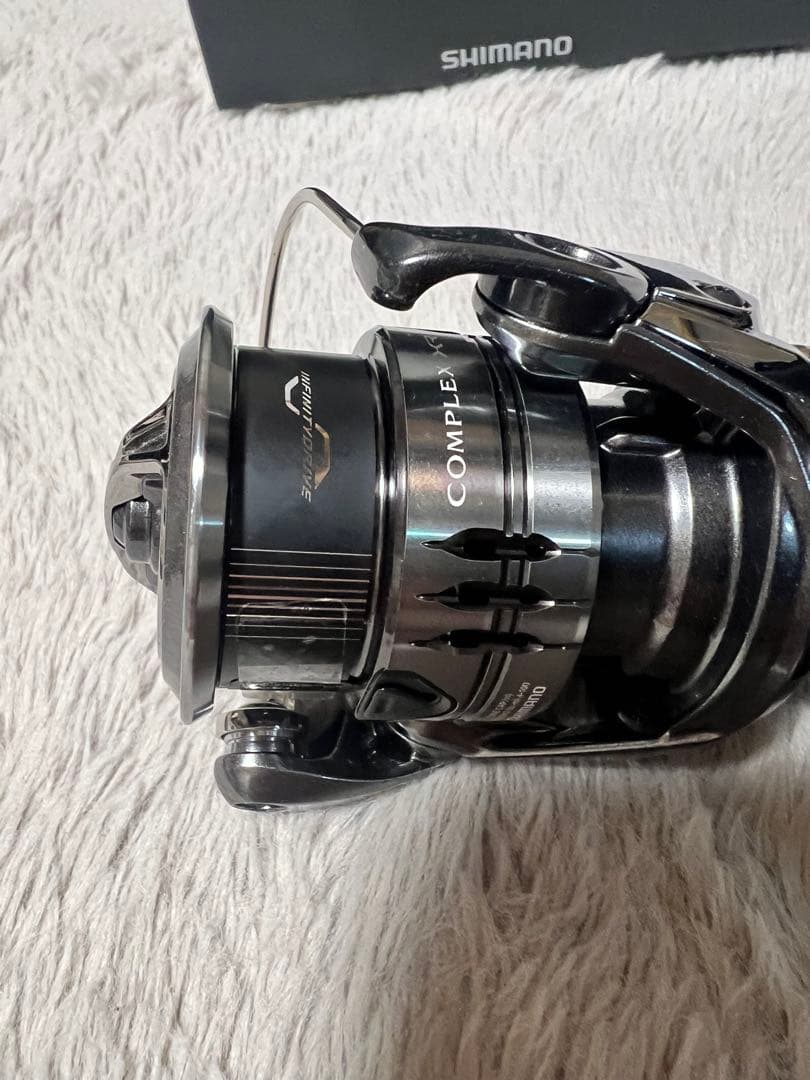 25 コンプレックスXR C2500F4XG ベアリング追加済み 極美品 シマノ