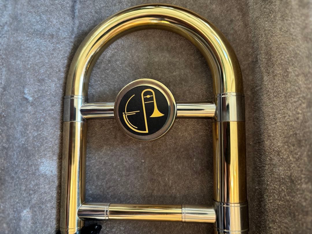 美品Eastar トロンボーン テナー B調 ゴールドラッカー ケース付 初心者