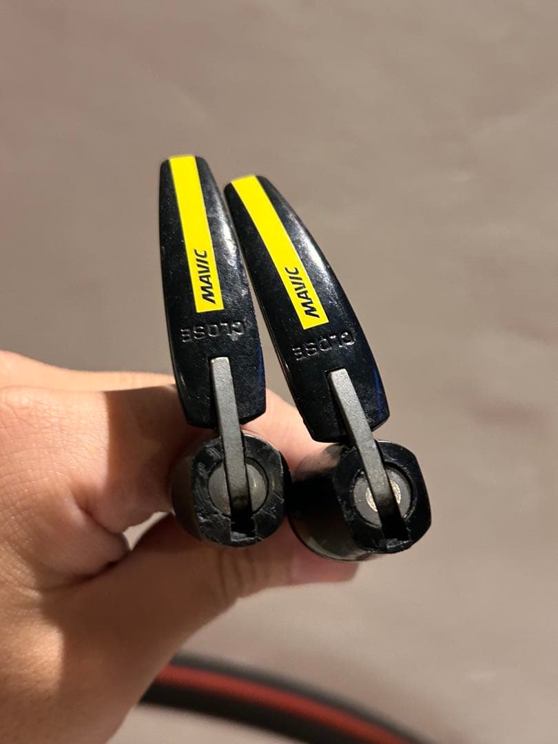 マビックMAVIC COSMIC PRO CARBON EXALITH ホイール