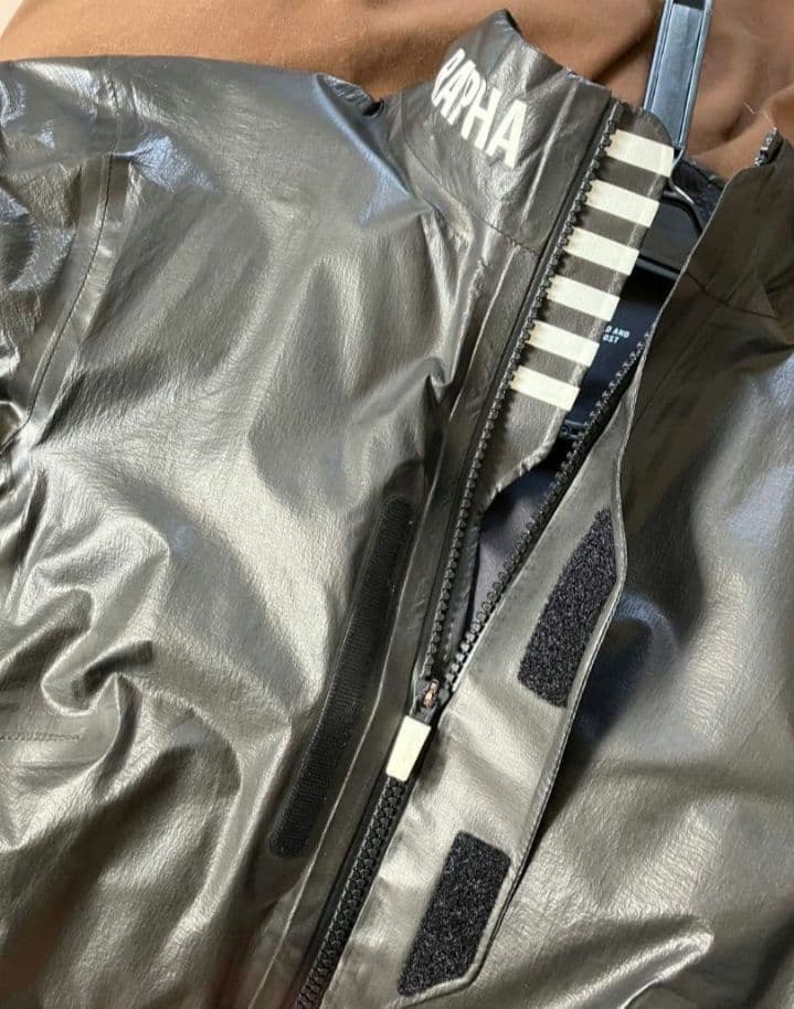 【使用2回】Rapha GORE-TEX防水ウィンドブレーカー 黒 XS 女