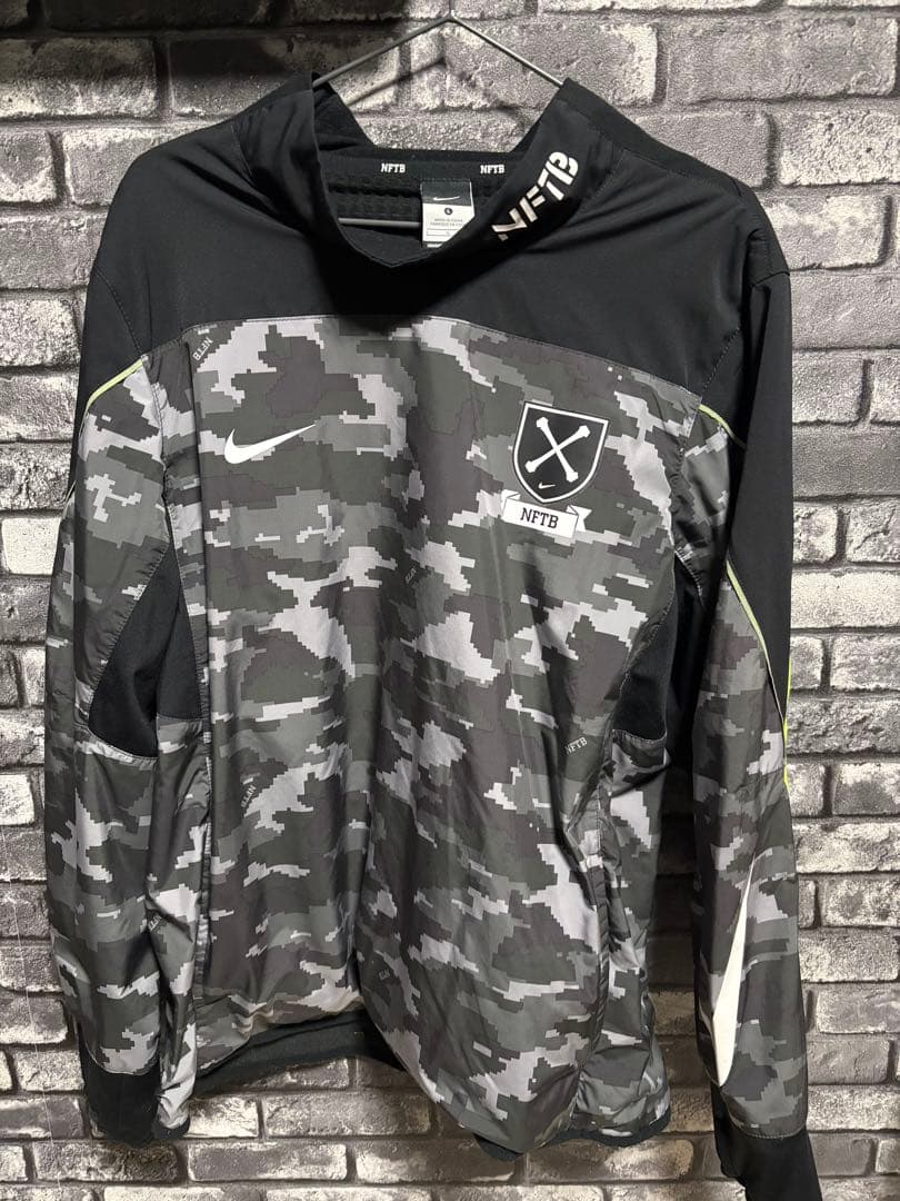 NIKE NFTB セットアップ　レア品