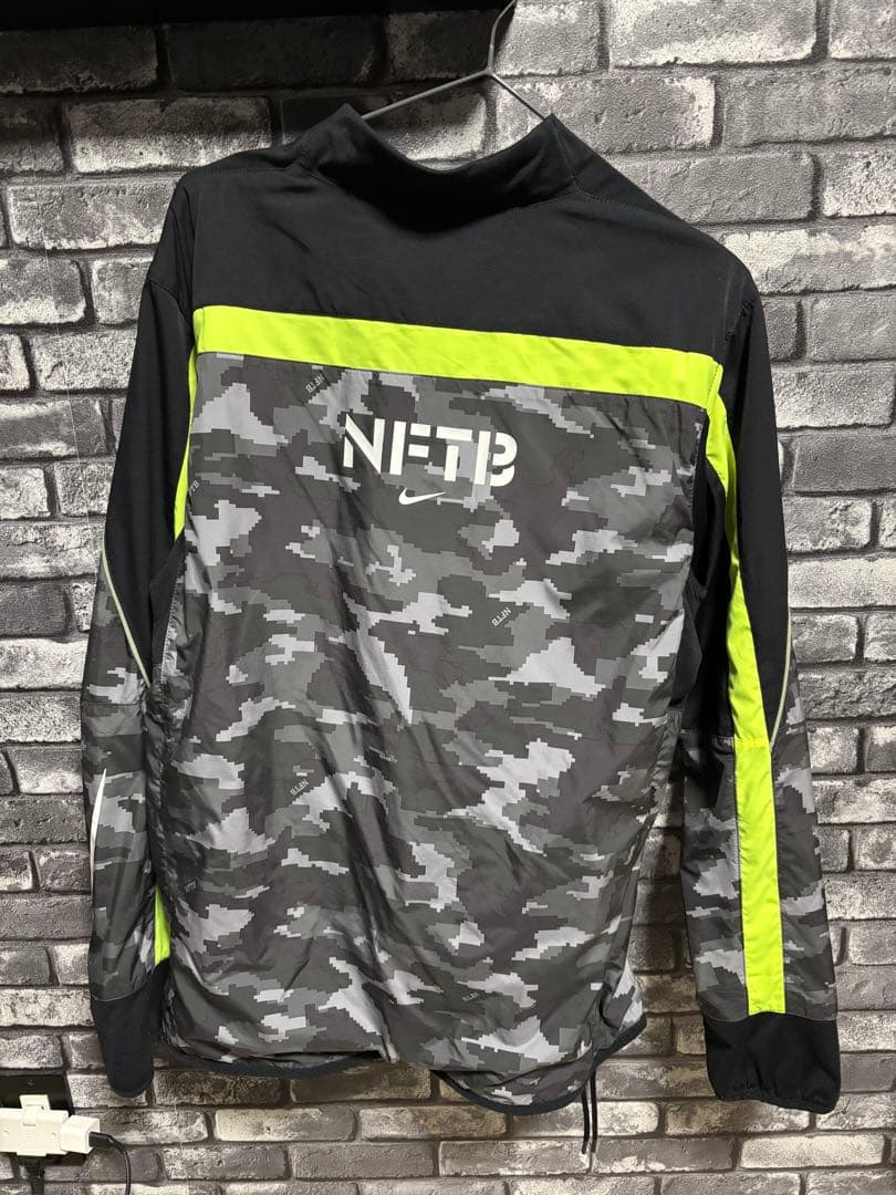 NIKE NFTB セットアップ　レア品