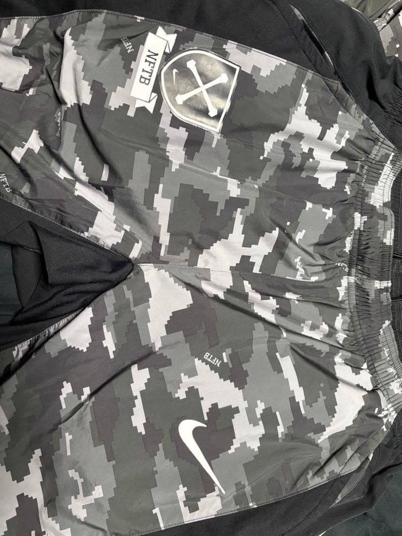 NIKE NFTB セットアップ　レア品