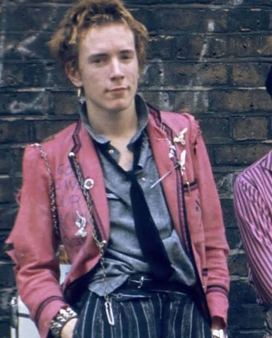 ドイツ軍　パンク　セデショナリーズ