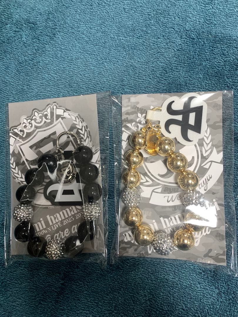 浜崎あゆみ スマホストラップ　2025-2026 ゴールド ブラック