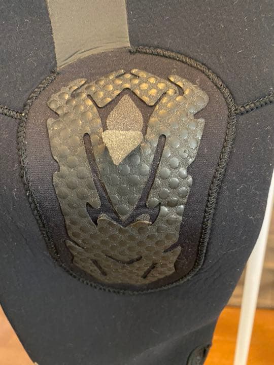 スキューバダイビング　セミドライウェットスーツ　WORLD DIVE