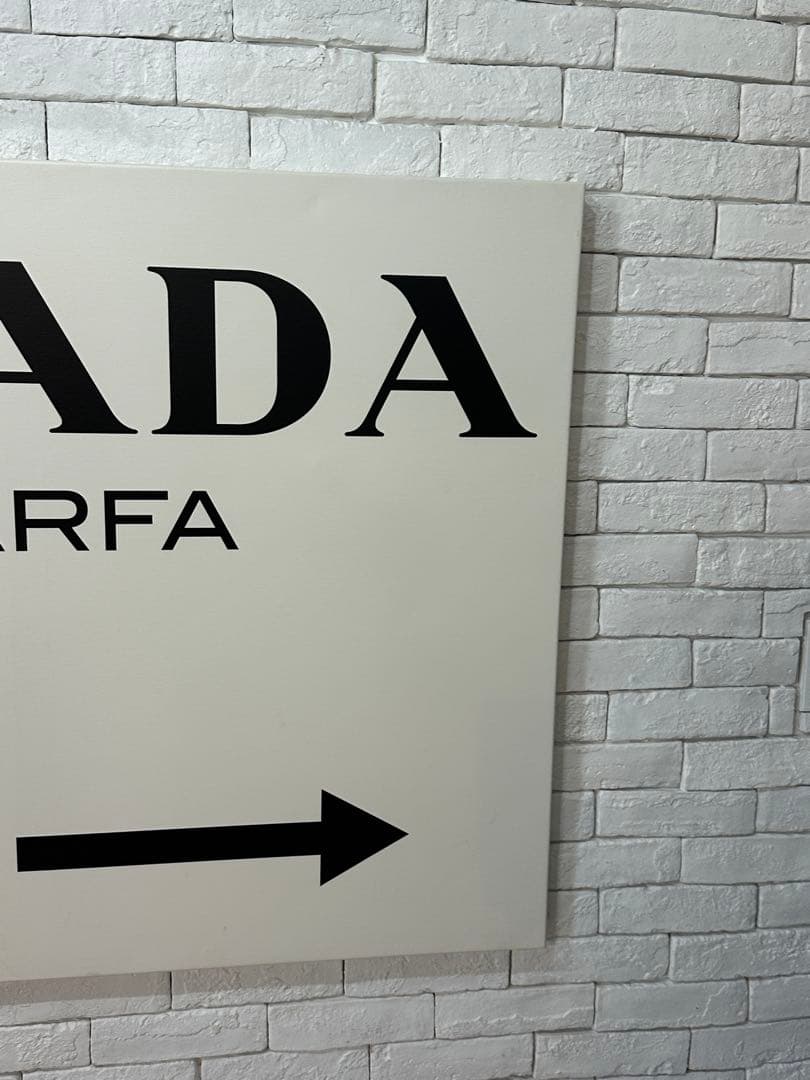 【東京都23区配送無料】定価12万円　プラダ　アートパネル　特大　キャンバス　絵