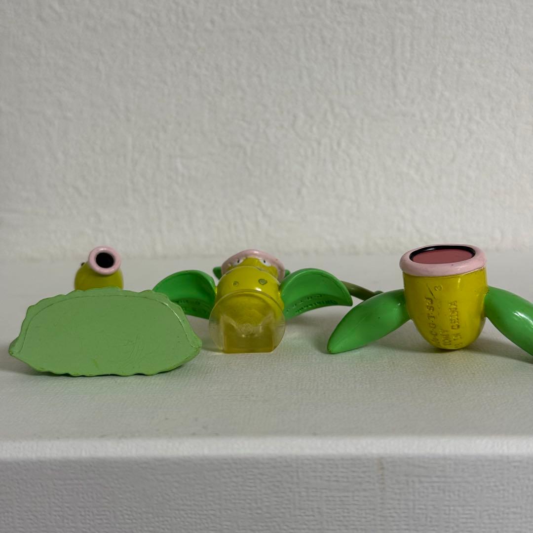 ポケモン　モンコレ　初期　マダツボミ　ウツドン　ウツボット　3体セット