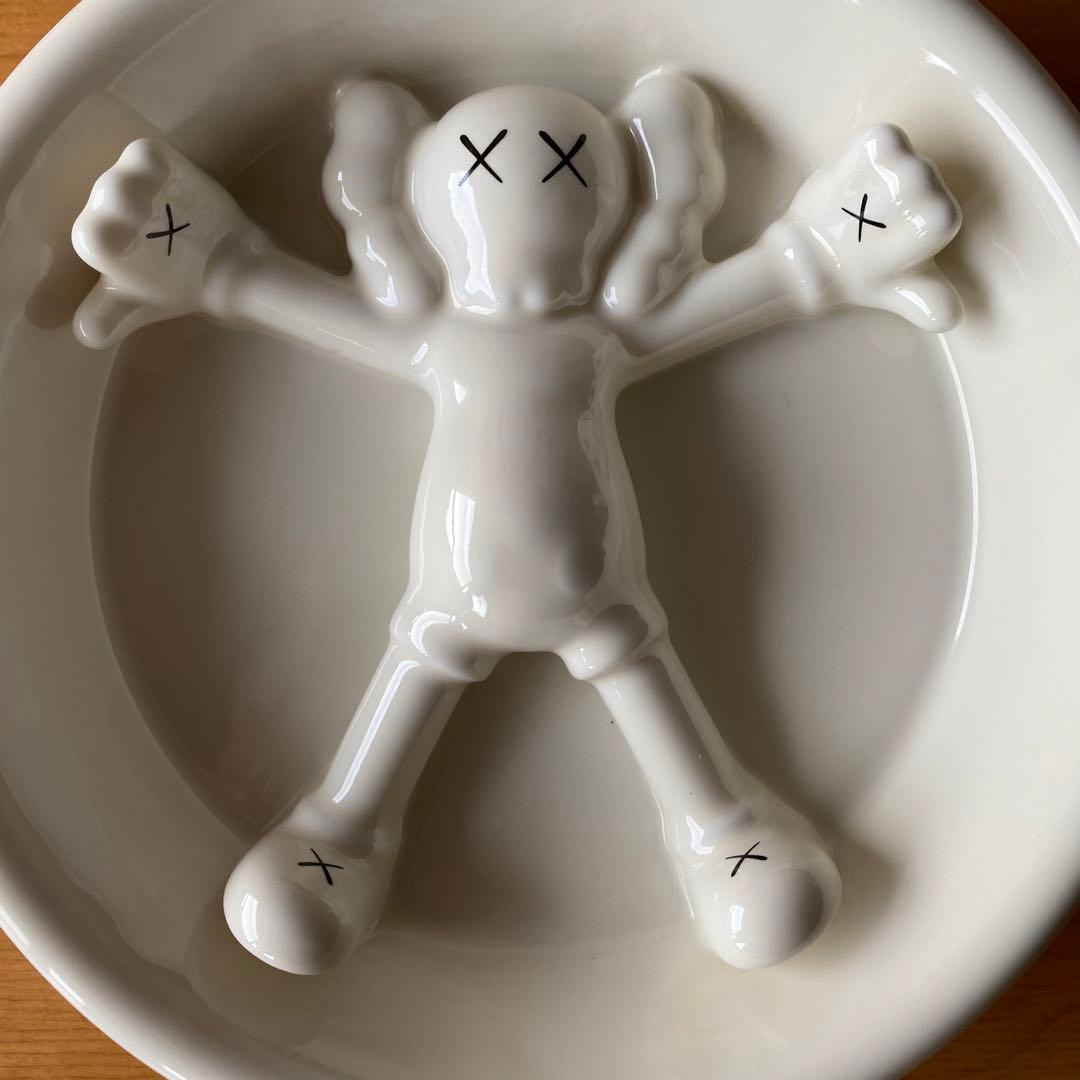 激レア KAWS × Gallery1950 ASHTRAY 灰皿