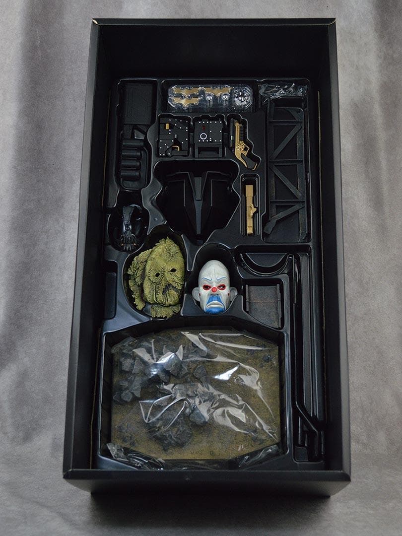 ホットトイズ ダークナイト バットマン クオーター・スケール 1/4 フィギュア