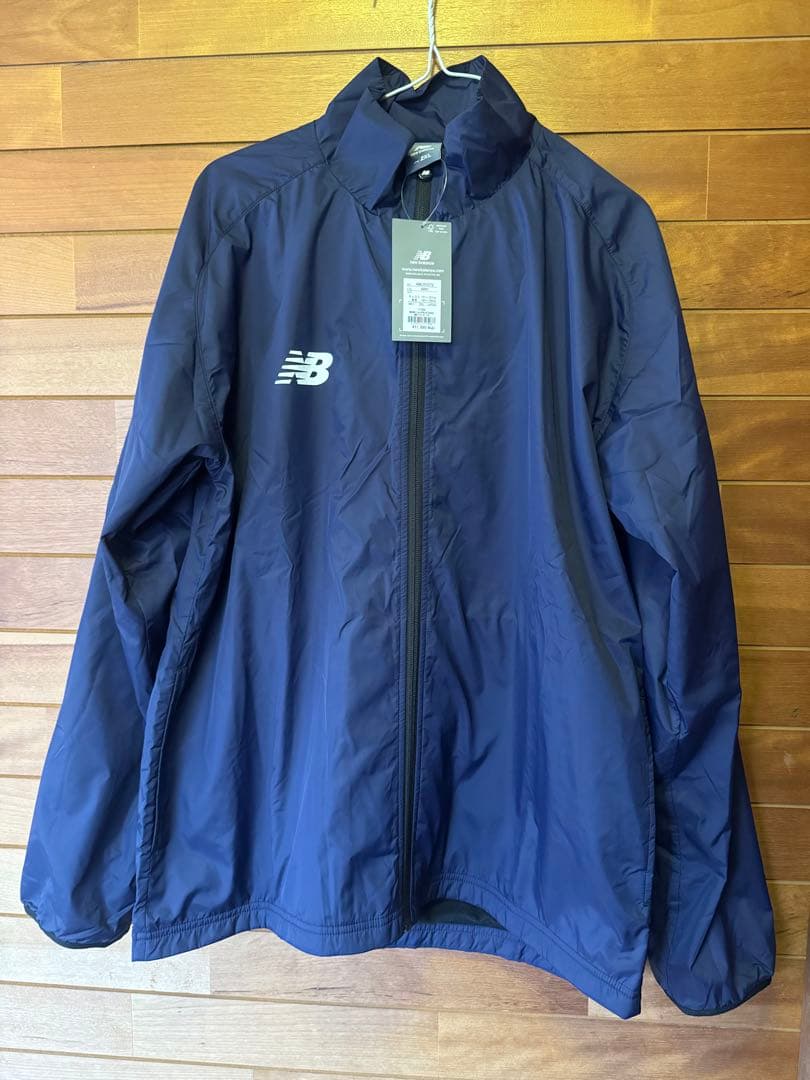 ニューバランス AMJ55272・AMP55273(ネイビー上下)