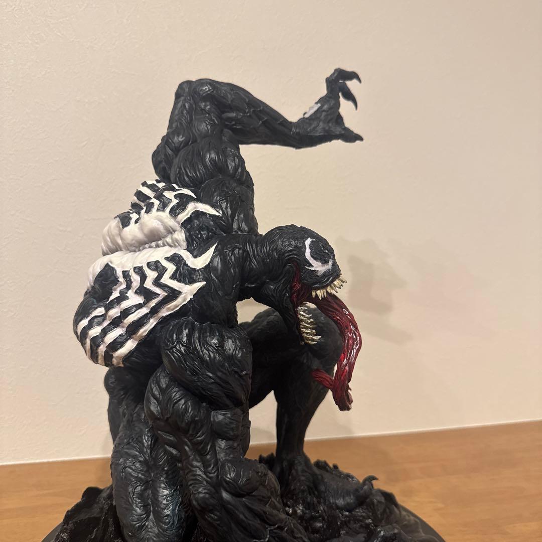 ソフビナル　ヴェノム