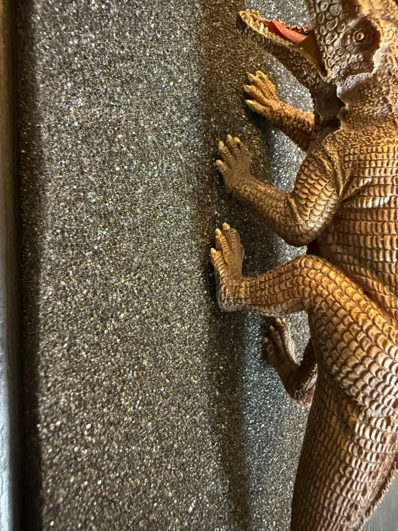 地球最古の恐竜展　サウロスクス　本格復元フィギュア