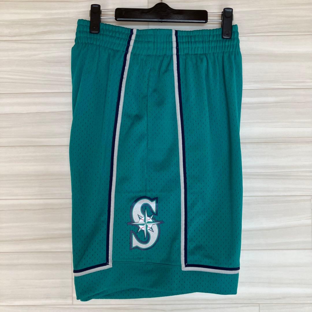 【新品】 MLB シアトル・マリナーズ　ハーフパンツ　メジャーリーグ　バスパン