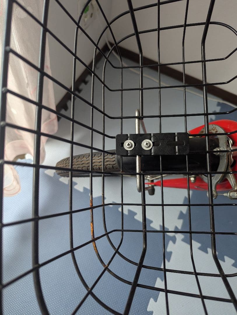 引き取り希望！ カゴ付き　赤色とデザインが可愛い　折りたたみ自転車　２０インチ