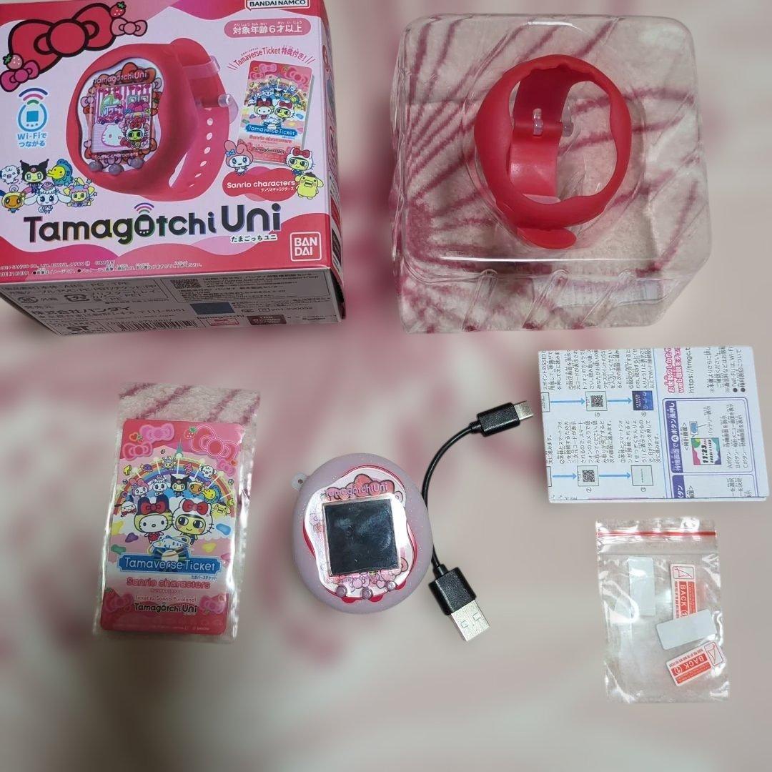 ブルー様Tamagotchi Uni 　サンリオ　　たまバースチケット付き