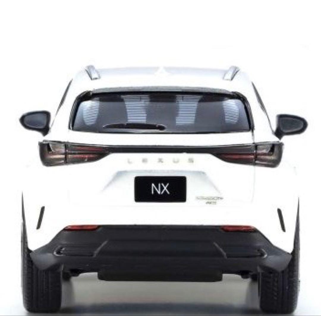 1/43 Lexus NX 450h＋ ソニッククォーツ