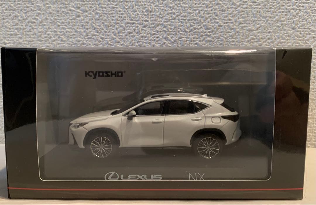 1/43 Lexus NX 450h＋ ソニッククォーツ