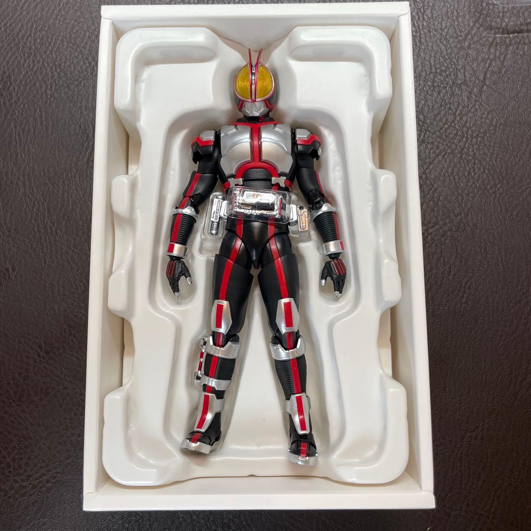 S.H.Figuarts 真骨彫製法 仮面ライダー555