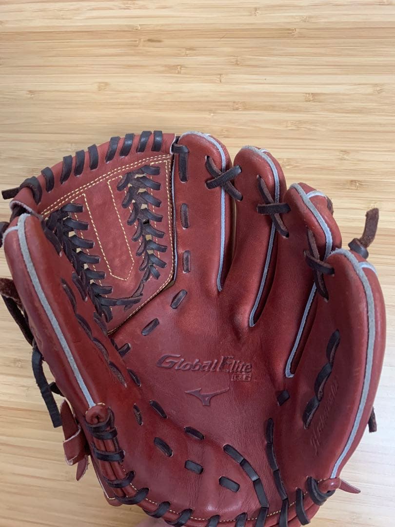 Mizuno Global Elite 硬式グローブ 赤