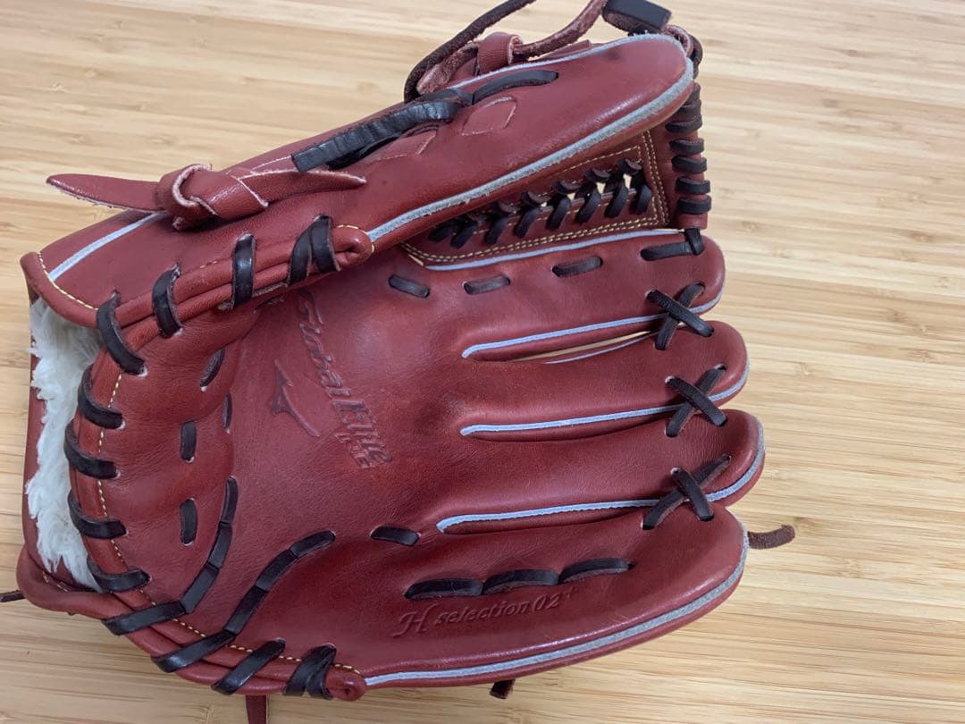 Mizuno Global Elite 硬式グローブ 赤