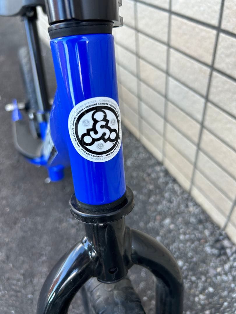 STRIDER スポーツモデル　バランスバイク 青 12インチ