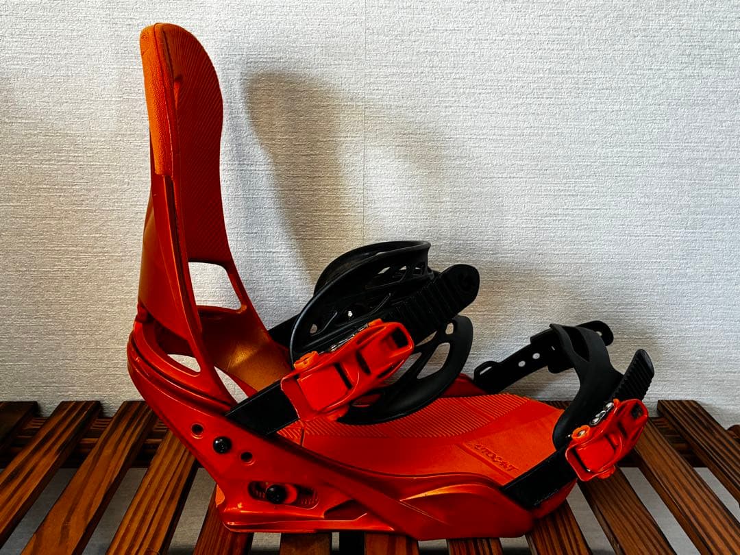 BURTONバインディング【カーテルCARTEL（メンズMサイズ）】オレンジ×黒