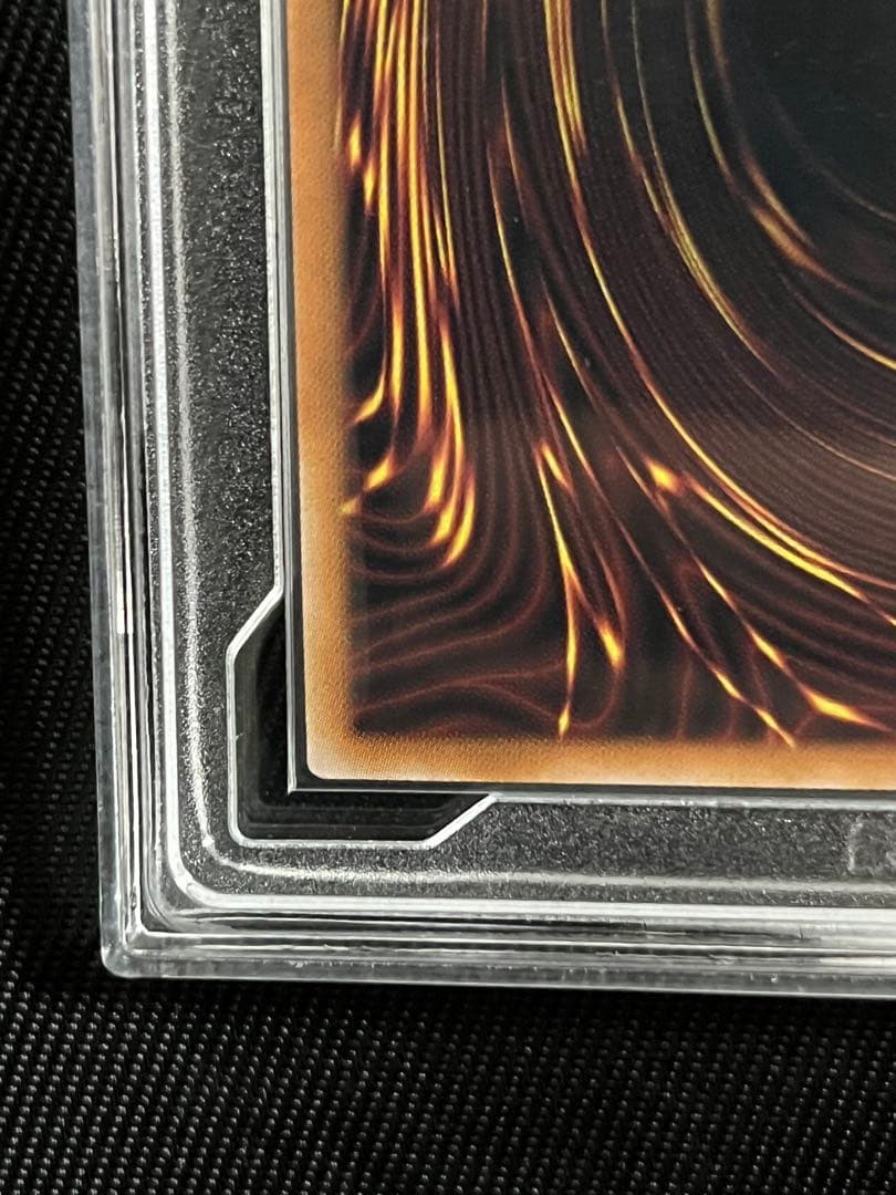 遊戯王　誇りと魂の究極竜　25thシークレットレア PCG10 日版