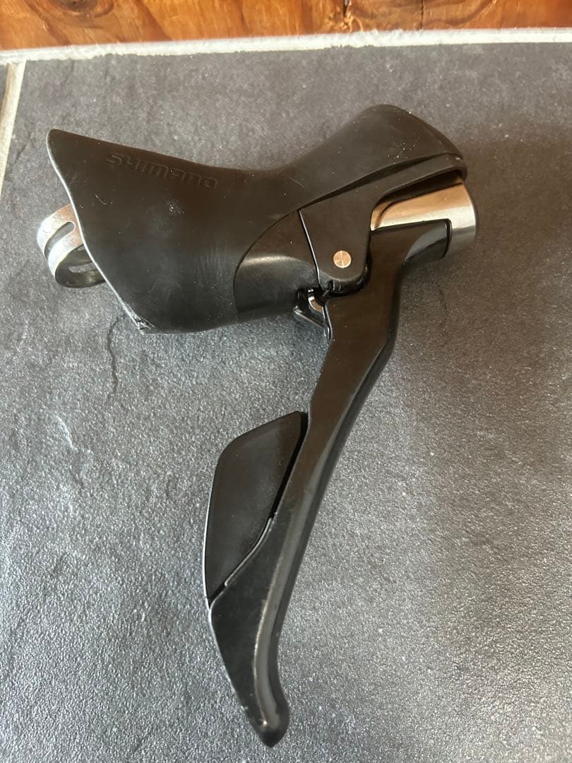 SHIMANO ULTEGRA ST6800 11速 レバー左右　リムブレーキ