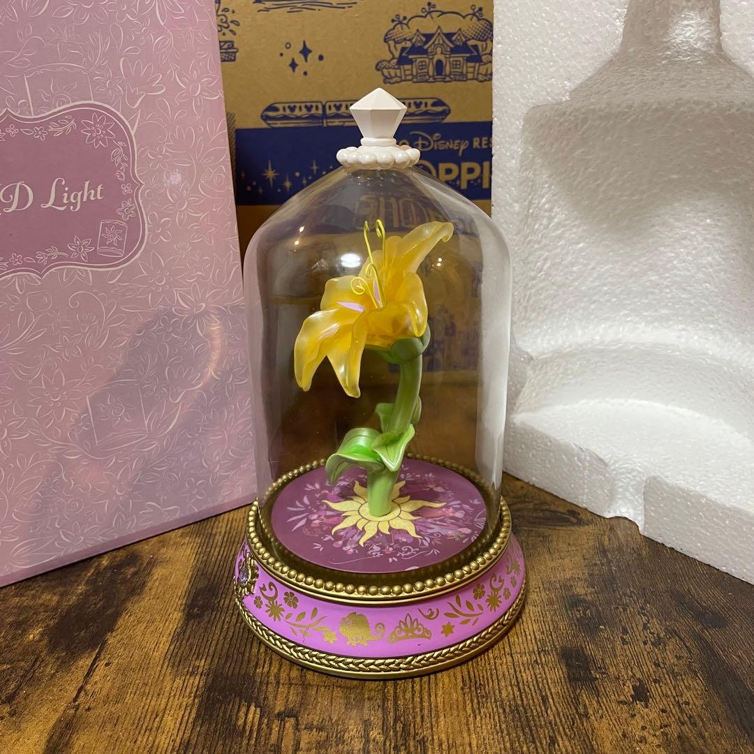 ディズニーストア 塔の上のラプンツェル10周年 LEDライト ランタン魔法の花①
