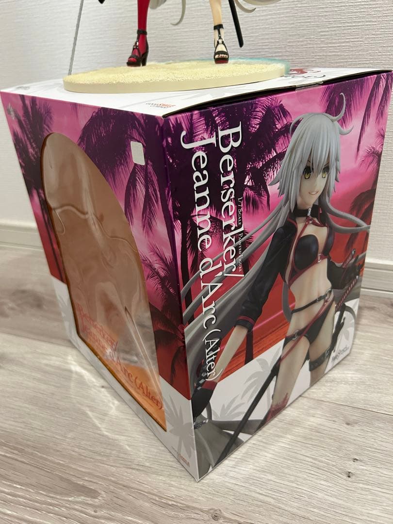 FGO バーサーカー ジャンヌ・ダルク オルタ　フィギュア　開封品