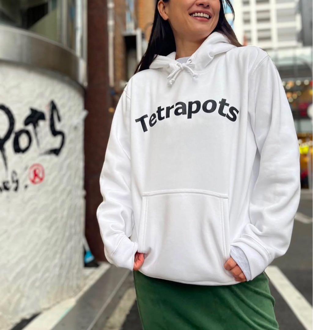 新品未使用　テトラポッツ ホワイトパーカー スウェットXXL 美品