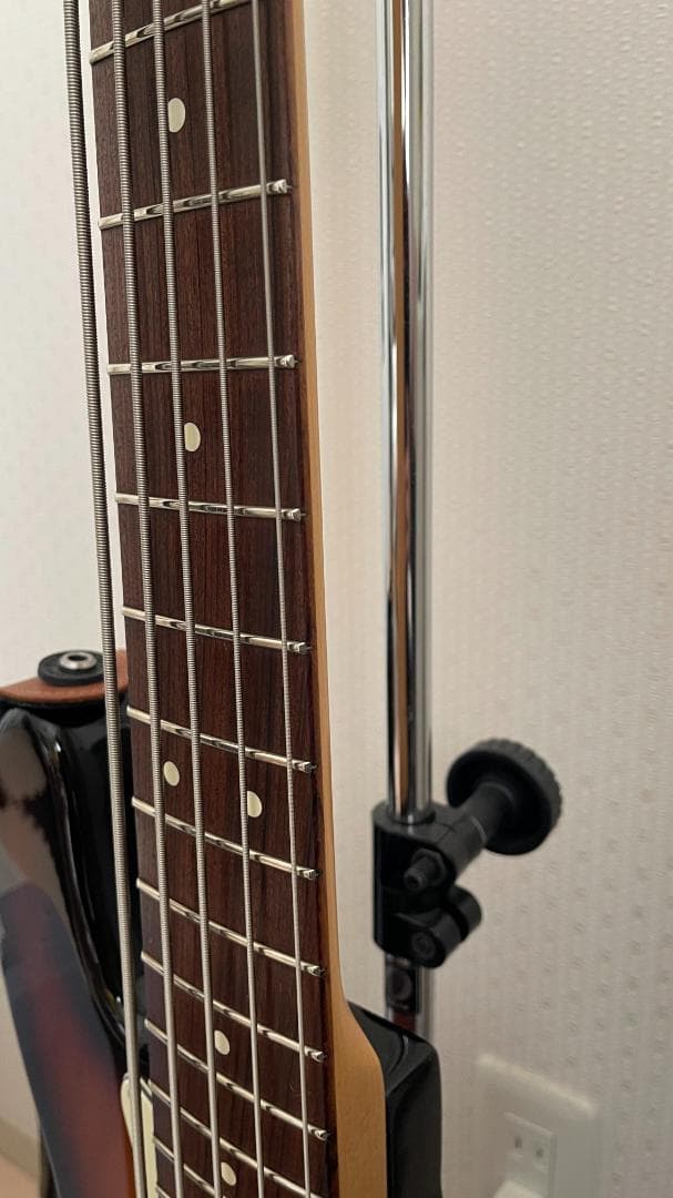 11/22(土)まで　Fender USA American JazzBassV