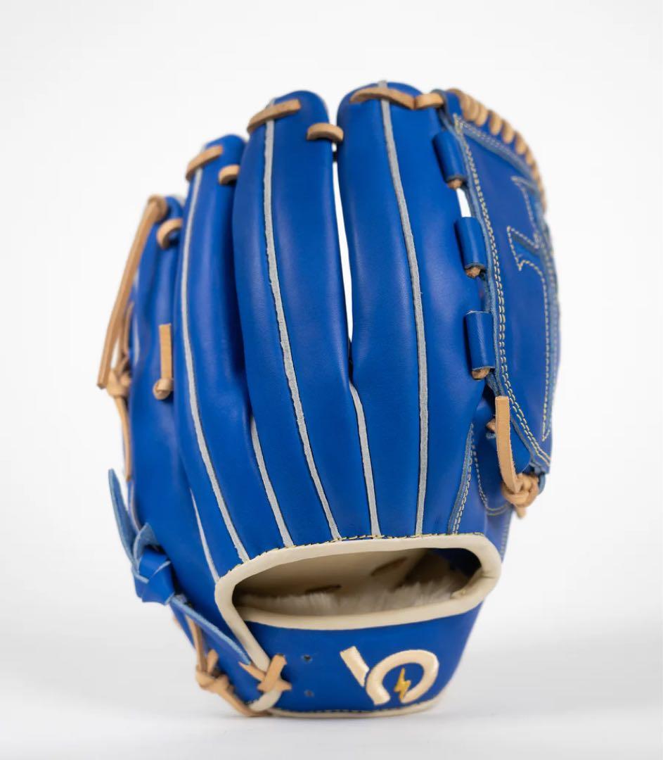 横浜DeNAベイスターズ　バウアー　BAUER OUTAGE　プロ仕様グローブ