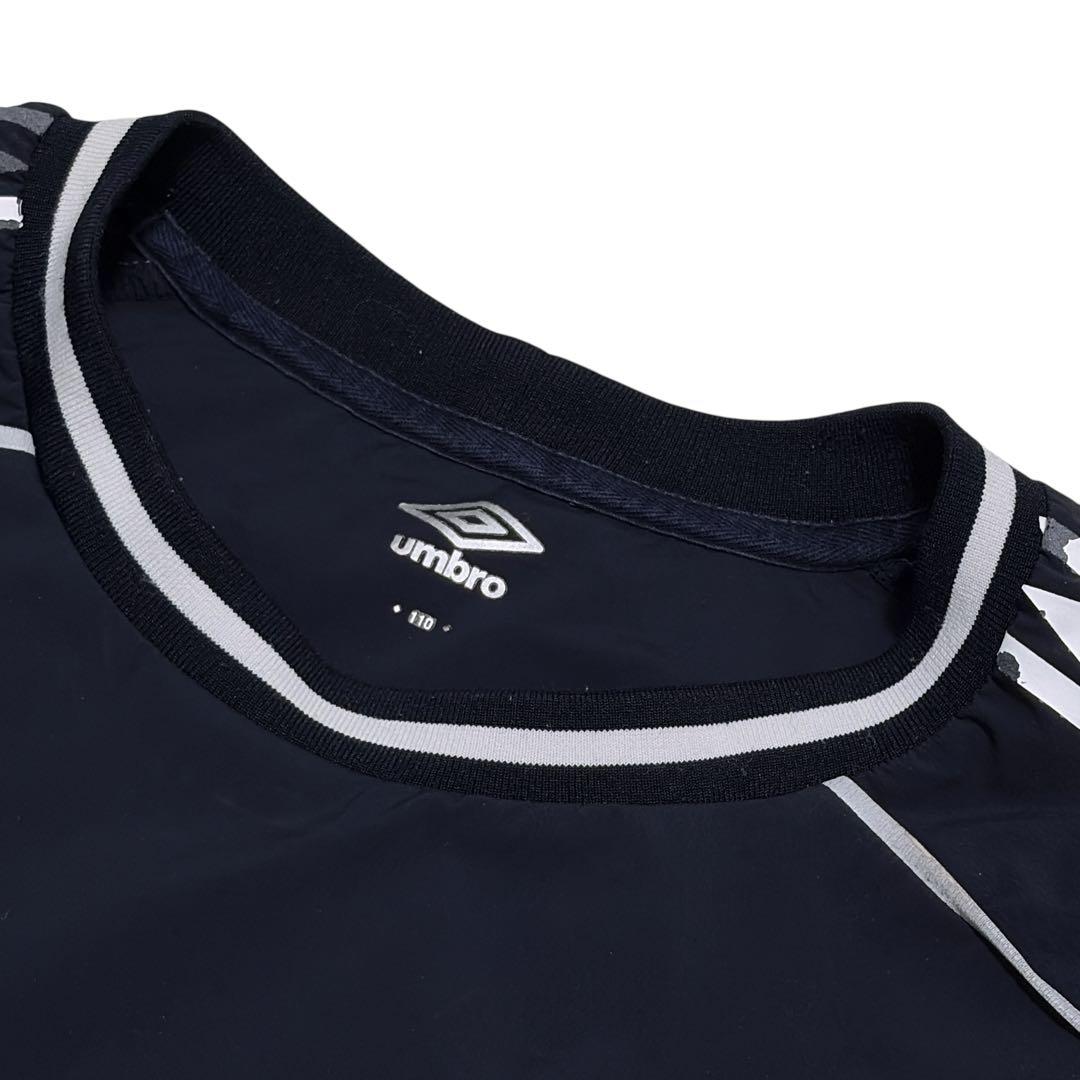 UMBRO マンチェスターユナイテッド　ネイビー 長袖ピステ　ナイロンジャケット