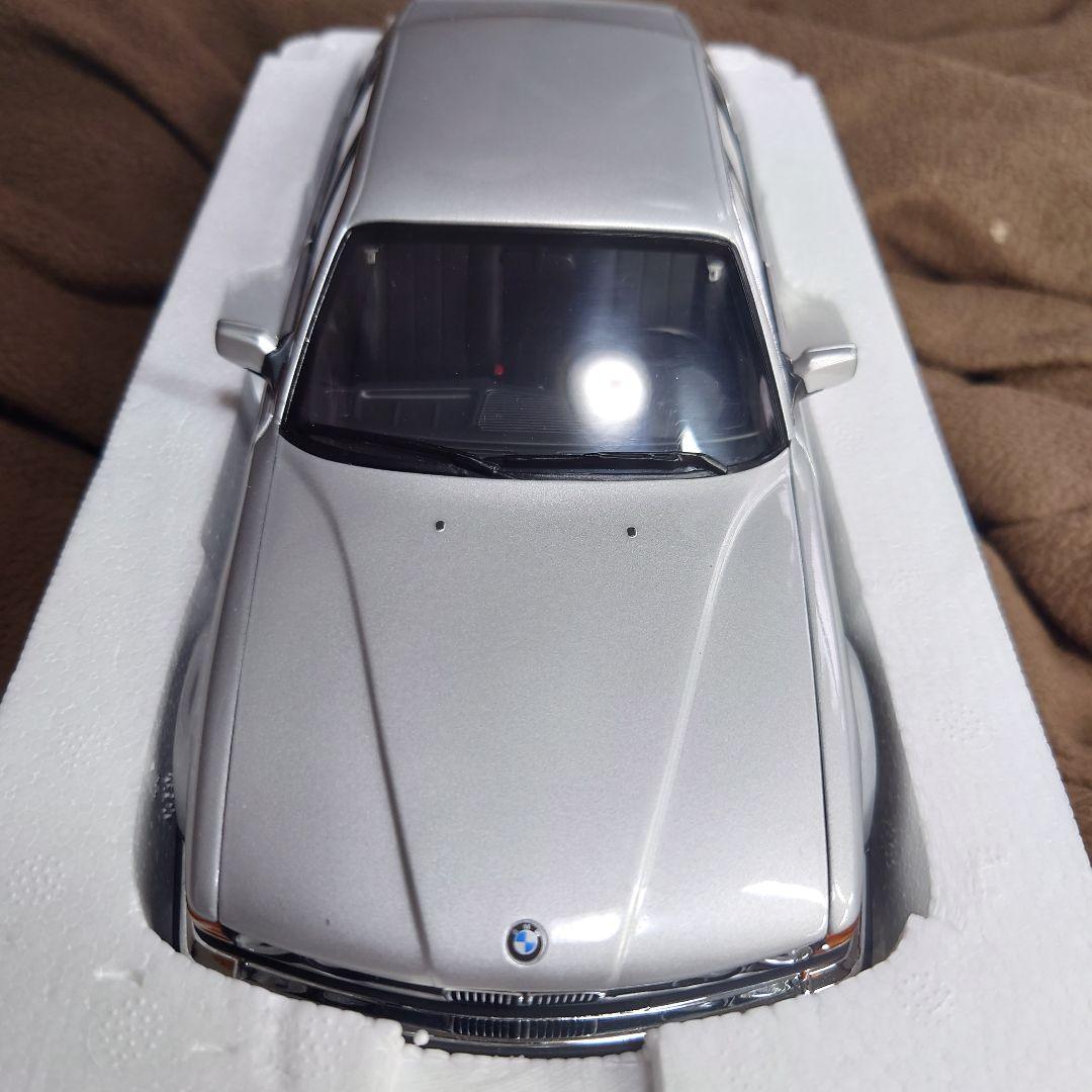 ミニチャンプス★美品BMW730i・1987★シルバー1/18ミニカー送料無料